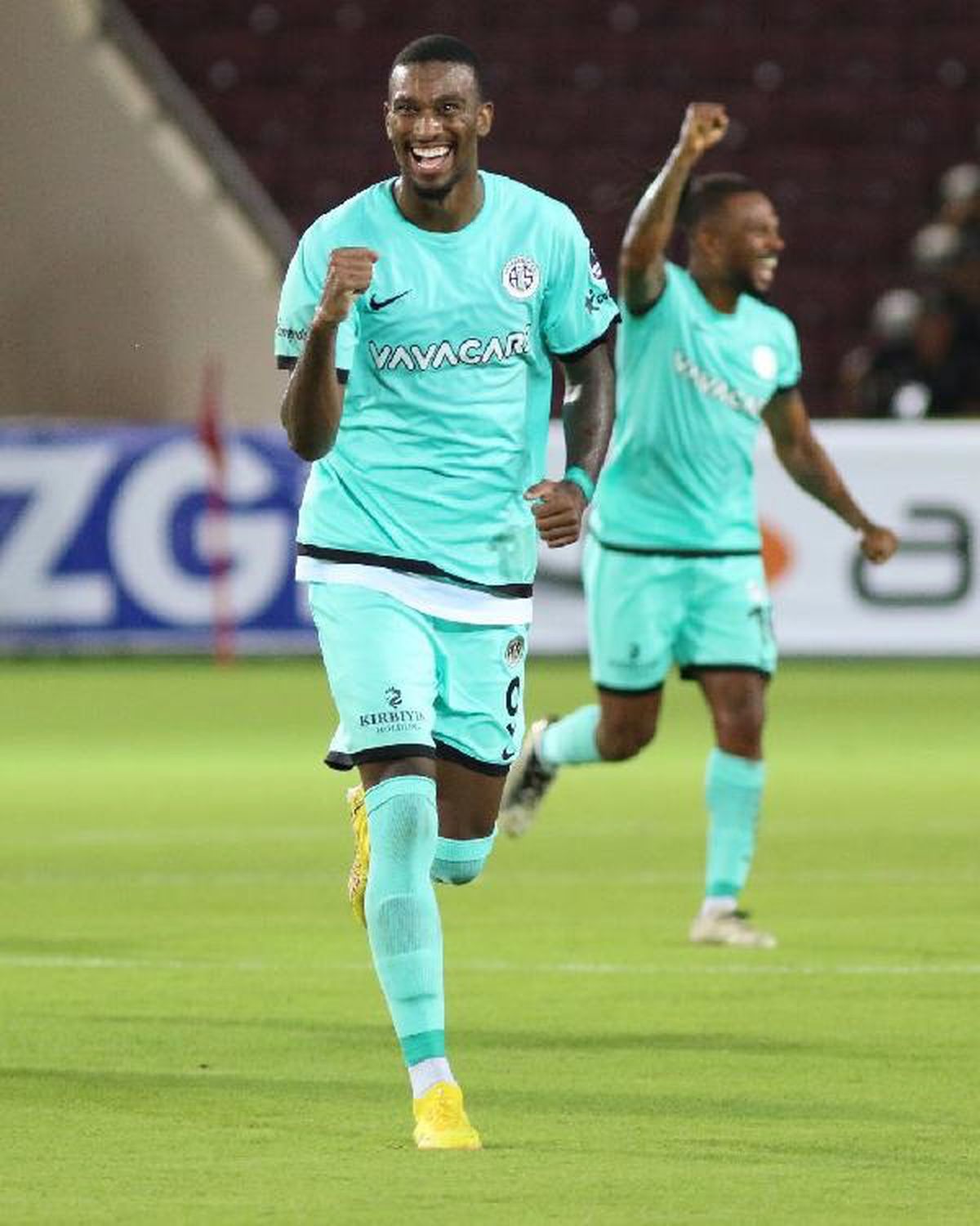 Antalyasporlu Haji Wright, Coventry City\'e transfer oldu