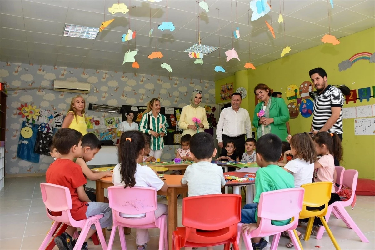 Diyarbakır\'da Bağlar Belediyesi Kadın ve Aile Hizmetleri Müdürlüğü\'nden 1000\'den fazla kadın ve çocuğa eğitim ve sosyal faaliyetler