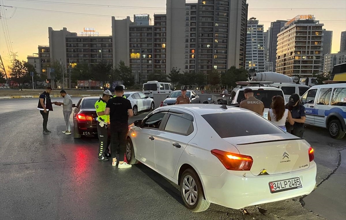 İstanbul\'da Huzur İstanbul Uygulaması Gerçekleştirildi