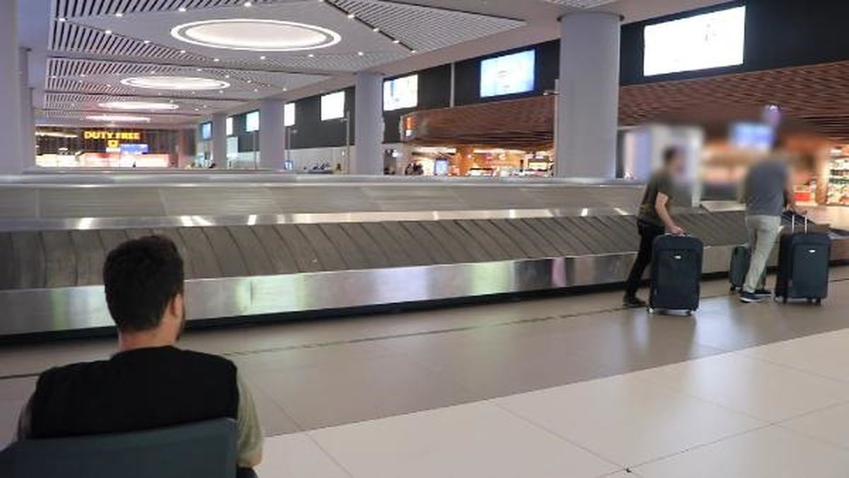 İstanbul Havalimanı\'nda 307 Kutu Kaçak İlaç Ele Geçirildi