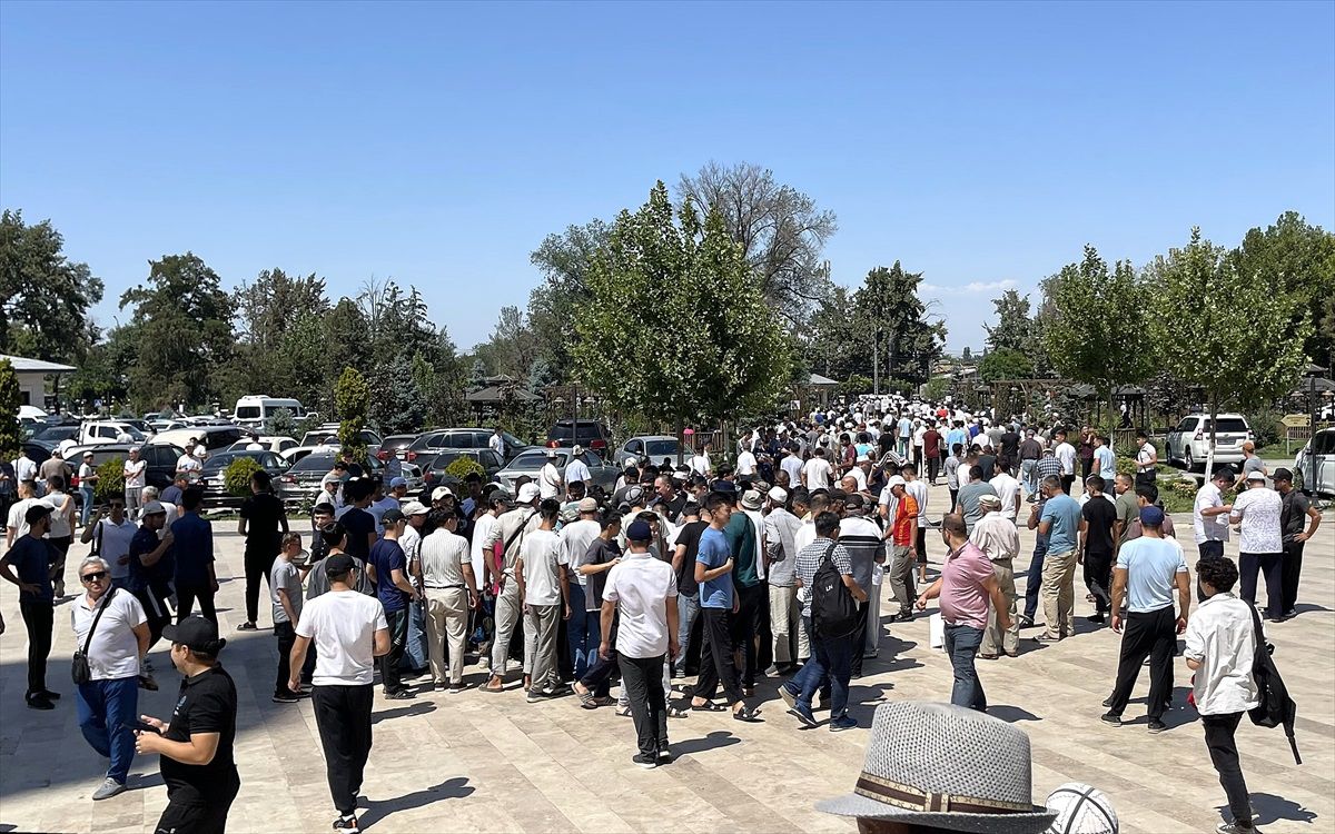 Kırgızistan\'da Muharrem Ayı Dolayısıyla Aşure İkramı