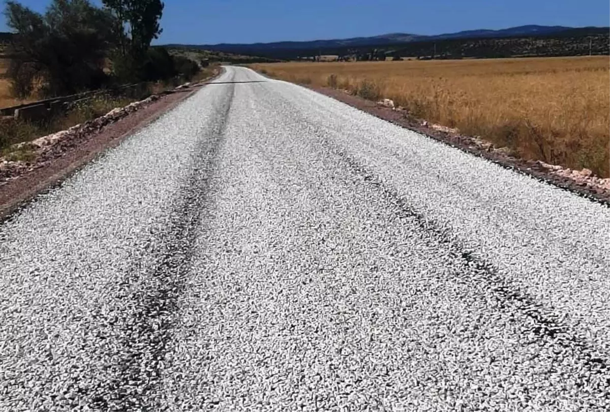 Kütahya İl Özel İdaresi, 2023 yılı yol çalışmalarını tamamladı