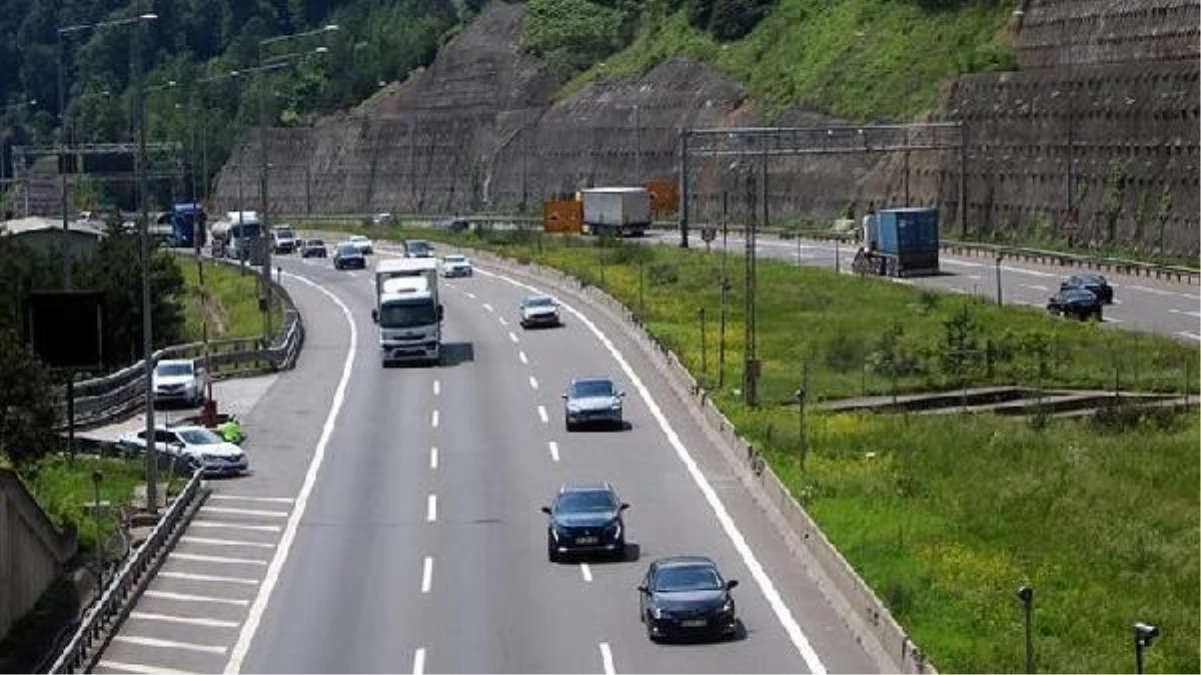 Türkiye\'de trafik kazaları sonucu can kaybı oranı yüzde 56 azaldı