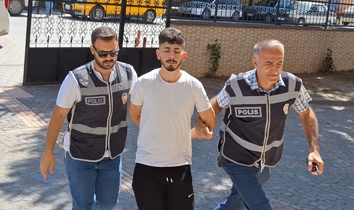 Samsun\'da otomobil ve motosiklet hırsızlığından aranan şüpheli tutuklandı