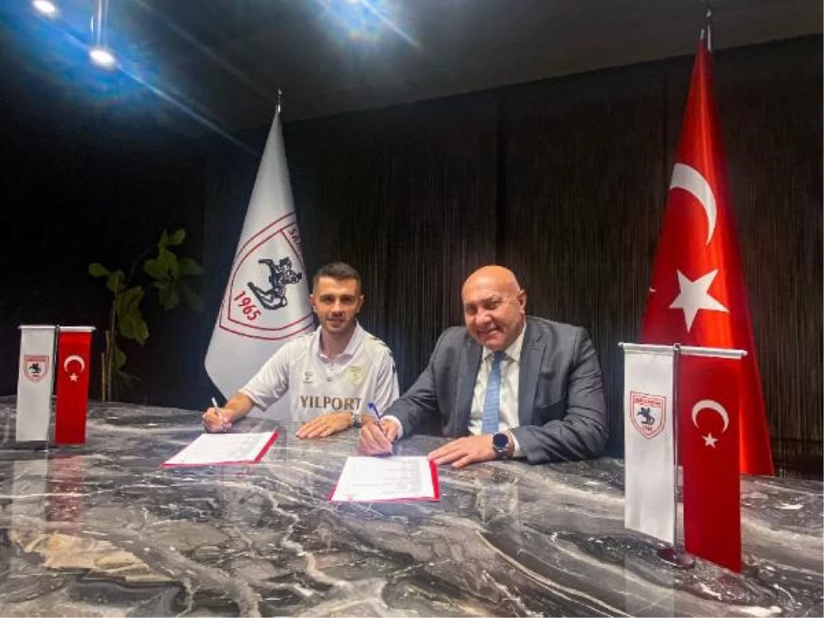 Samsunspor, Emre Kılınç ile 3 yıllık sözleşme imzaladı
