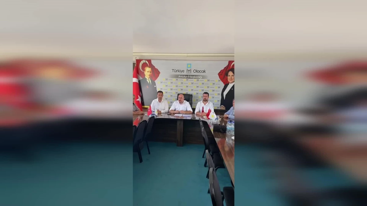 İYİ Parti Milletvekili Uğur Poyraz: Belediye Meclis Üyelerimiz Yeni Bir Rant Oyununu Bozmuştur
