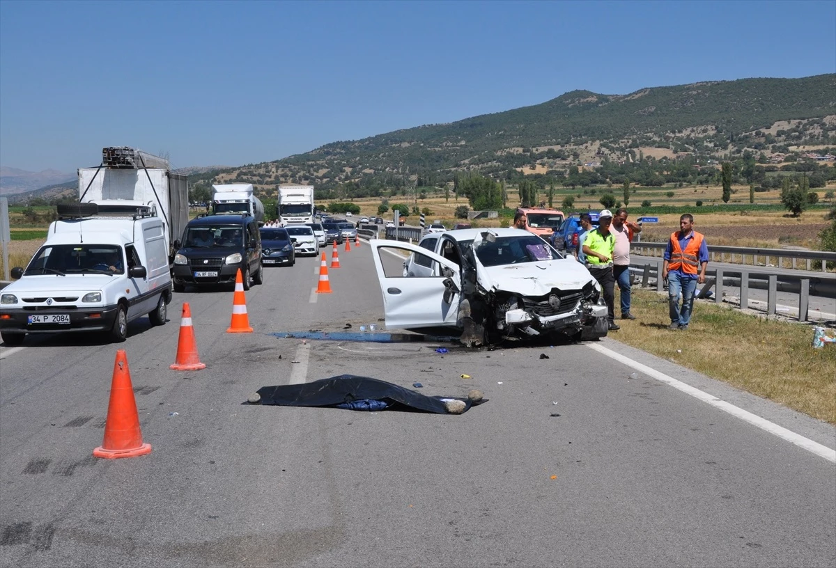 Amasya\'da trafik kazası: 1 ölü, 4 yaralı