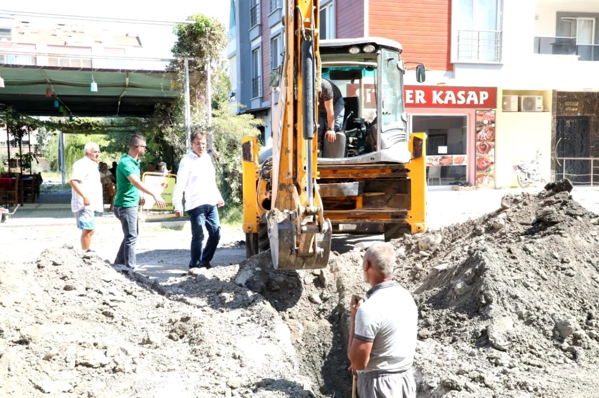 Edremit Belediyesi Altınkum Mahallesi\'nde alt ve üst yapı çalışmalarına hız verdi