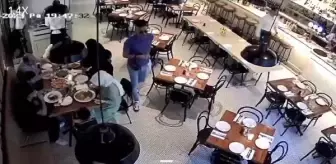 Beşiktaş'ta Turistlerin Çantasını Çalan Hırsız Yakalandı