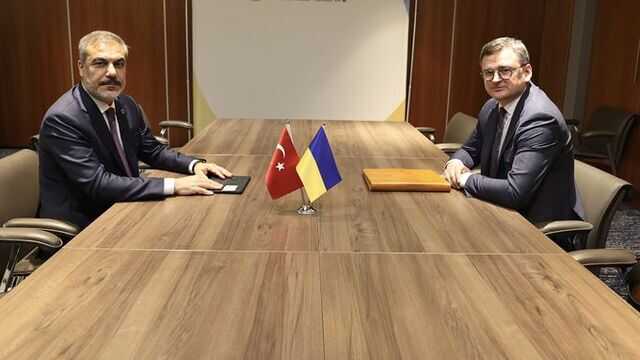 Dışişleri Bakanı Hakan Fidan'dan 'Tahıl Koridoru' diplomasisi: Ukraynalı ve ABD'li mevkidaşları ile görüştü Dışişleri Bakanı Hakan Fidan'dan 'Tahıl Koridoru' diplomasisi: Ukraynalı ve ABD'li mevkidaşları ile görüştü