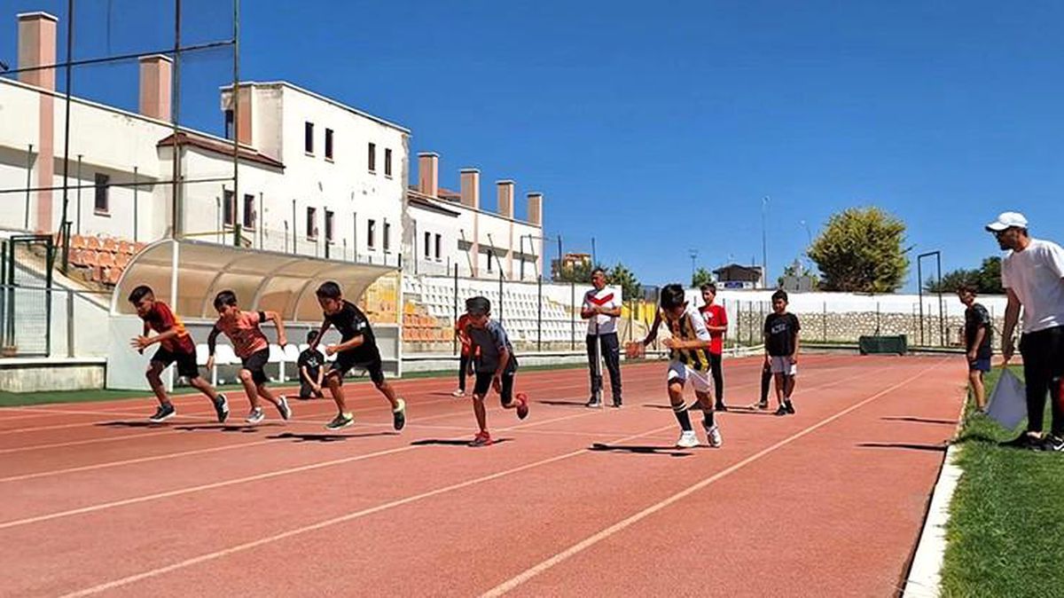 Karaman\'da U12 Çoklu Branşlar İl Deneme Yarışları Yoğun İlgi Gördü