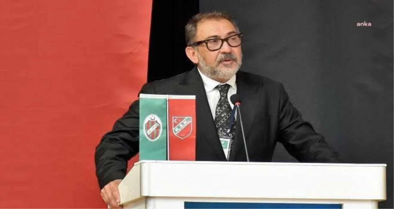 Karşıyaka Spor Kulübü Başkanı Turgay Büyükkarcı Görevi Bırakıyor