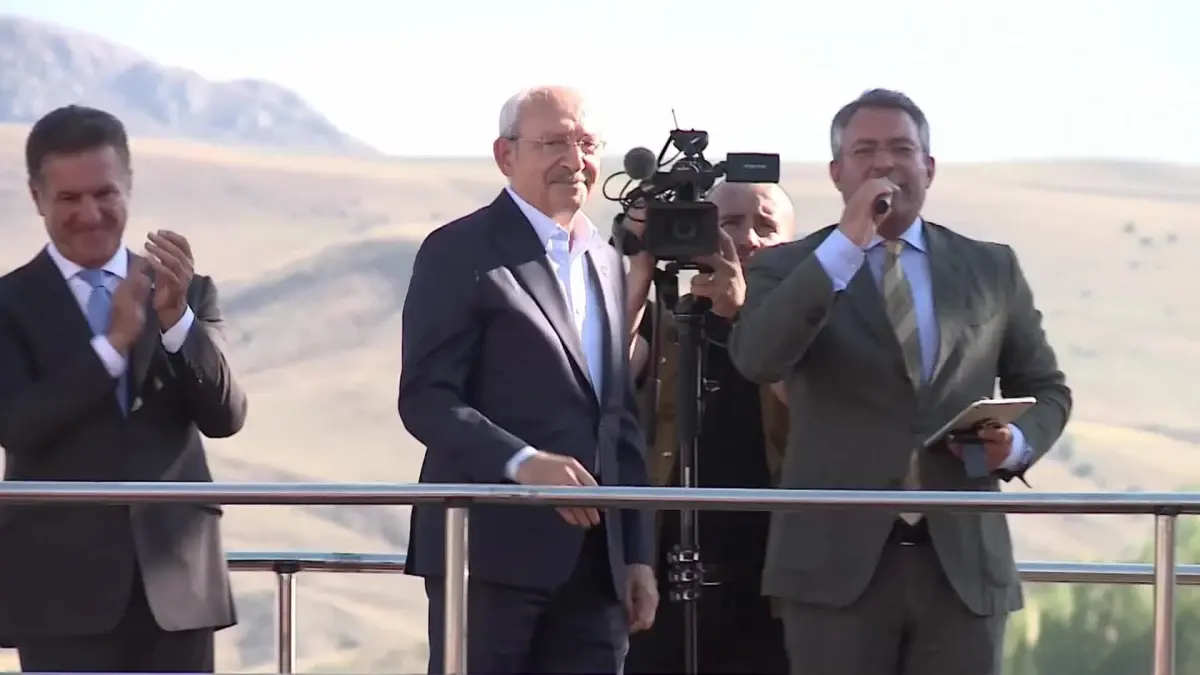 Kılıçdaroğlu, Erzincan Tercan\'da: "Belediye Başkanları Seçiminden Sonra Asıl Zammı O Zaman Göreceksiniz, Vatandaşın Ümüğünü Nasıl Sıktıklarını O...