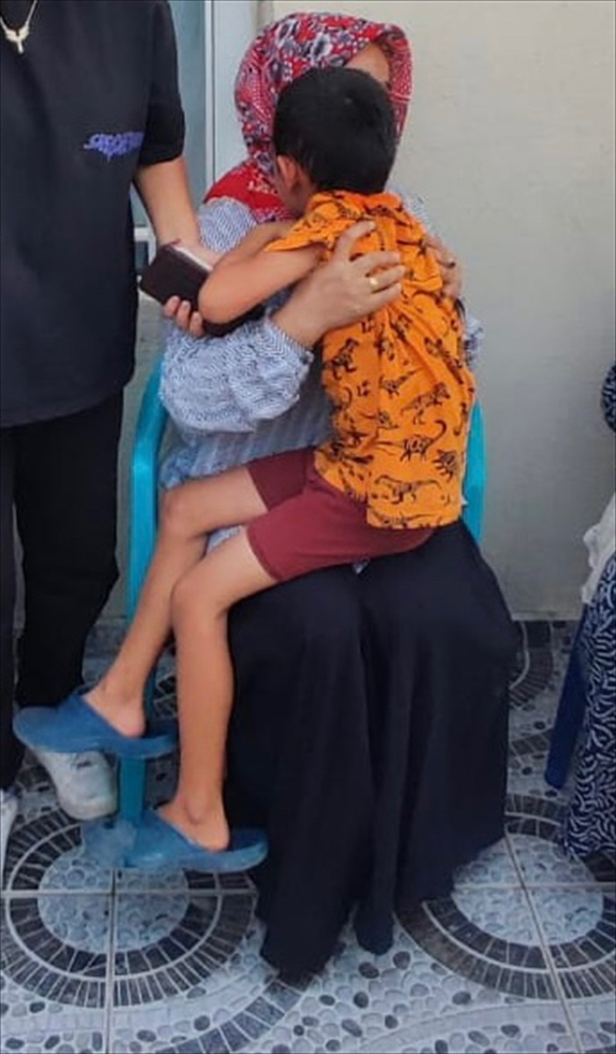 Mardin\'de kaybolan çocuk, cami hoparlöründen yapılan anons sayesinde bulundu