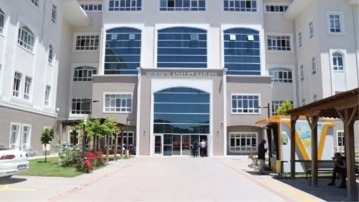 Bucak'ta gözaltında ölüm davası başladı