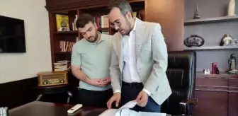 Hastanede Yanlış Ayağı Ameliyat Eden Doktor Hakkında Suç Duyurusu