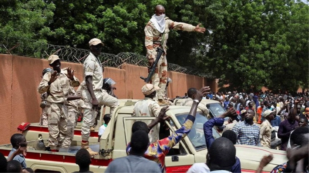 Nijer\'deki darbe, ABD ve Fransa\'nın Sahel\'deki varlığını tehdit ediyor