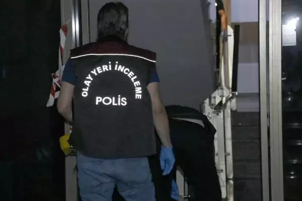 7 ay önce evlendiği kocasını kıskançlık yüzünden öldürmüş