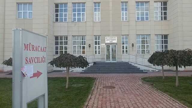 Engelli komşusuna cinsel saldırıda bulunup fotoğraflarını çeken şüpheli tutuklandı Engelli komşusuna cinsel saldırıda bulunup fotoğraflarını çeken şüpheli tutuklandı