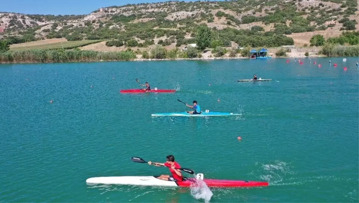 Eskişehir'de düzenlenen Durgunsu Kano Türkiye Şampiyonası sona erdi