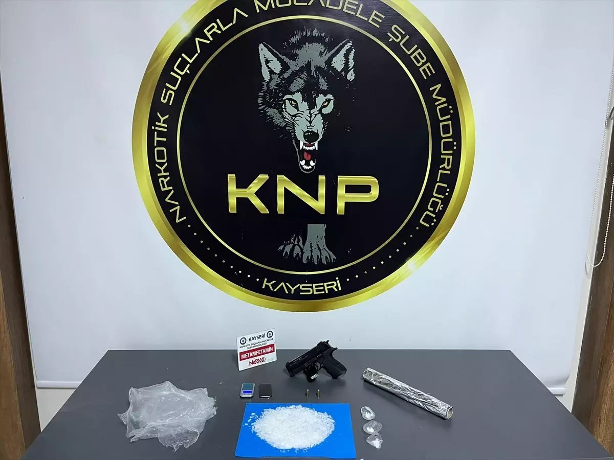 Kayseri\'de Uyuşturucu Operasyonu: 15 Şüpheli Gözaltına Alındı