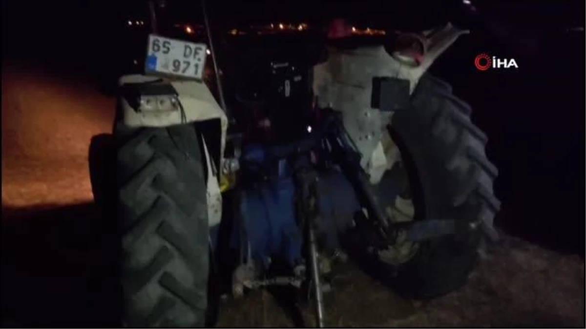 Otomobil römorklu traktöre çarptı: 1 ölü, 3 yaralı