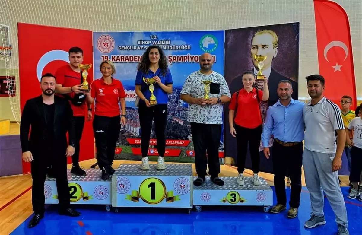 Sinop\'ta 19\'uncu Karadeniz Judo Turnuvası tamamlandı