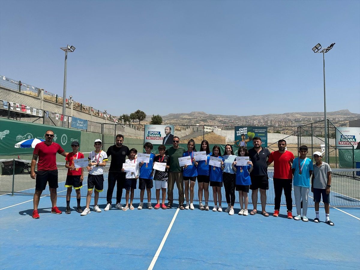 Şırnak\'ta ANALİG Tenis Çeyrek Final Müsabakaları Sonuçlandı