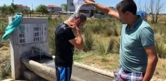 Tekirdağ'da Su Sorununa Tepki: Yalakta Duş Alan Vatandaş