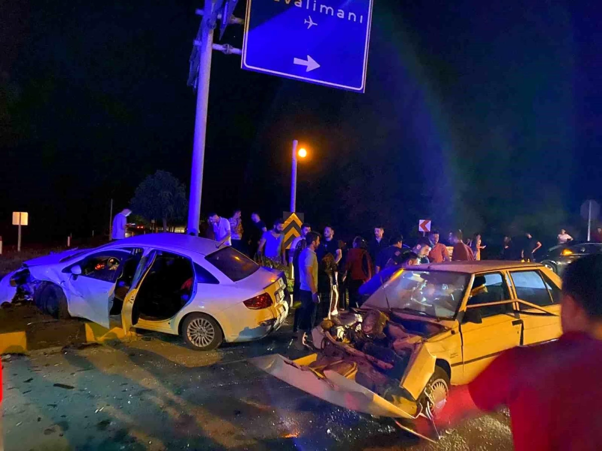 Zonguldak\'ta trafik kazası: 2 kişi yaralandı