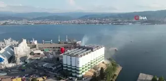12 Kişinin Yaralandığı Patlamanın Ardından Depo Böyle Görüntülendi