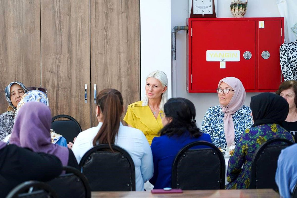 Bilecik Belediyesi Kadın Dikiş Atölyesi\'nde Kadınlar Meslek Öğreniyor