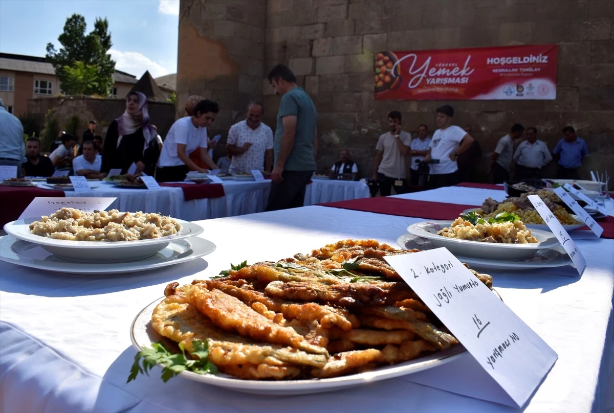 Bitlis\'te Yöresel Yemek Yarışması Düzenlendi