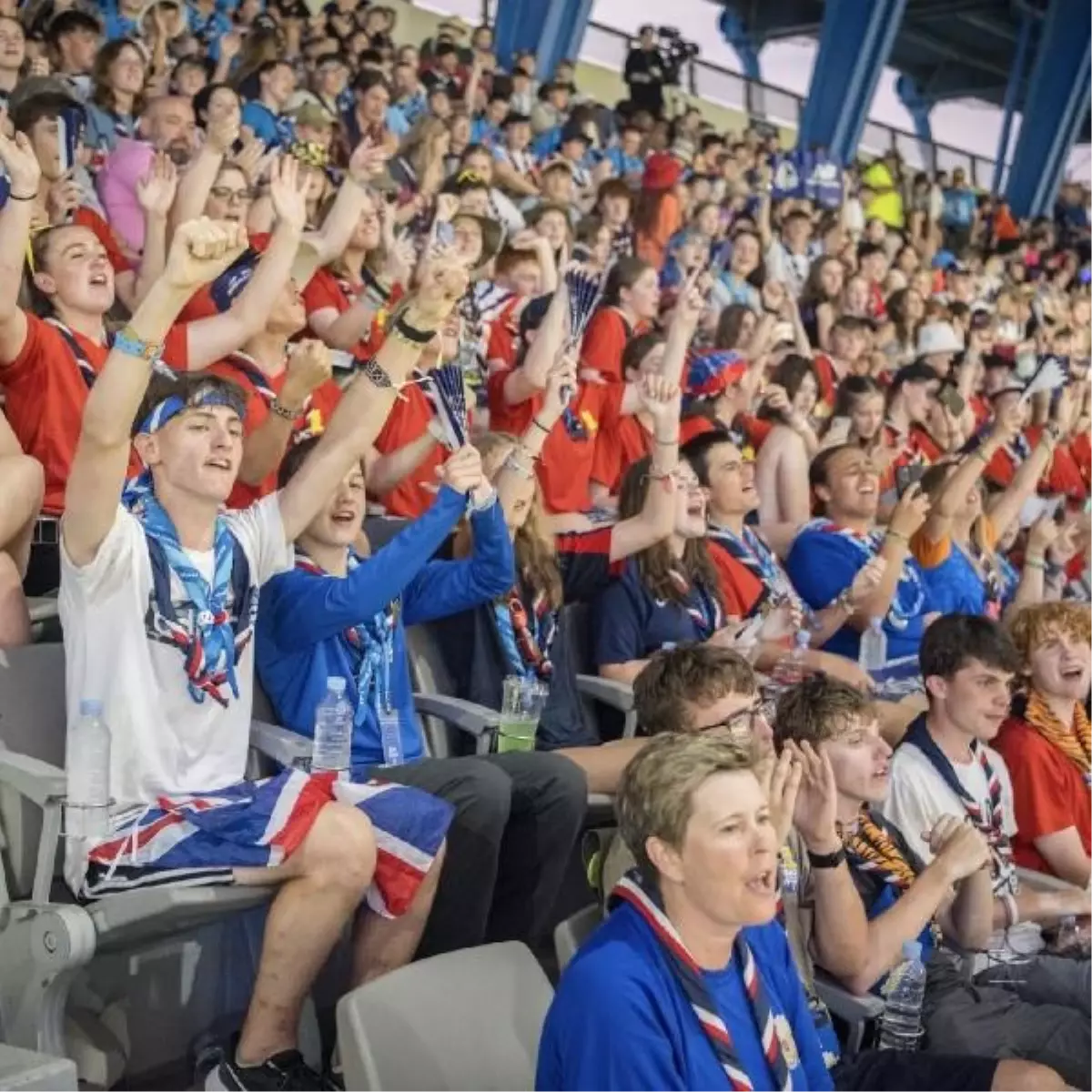 Dünya İzcilik Şöleni Güney Kore\'de Khanun Tayfunu sebebiyle yarıda kesildi