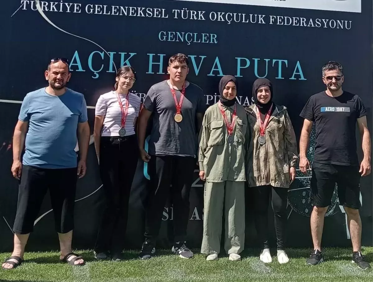 Düzce Sporcuları Türkiye Şampiyonasında Başarı Elde Etti