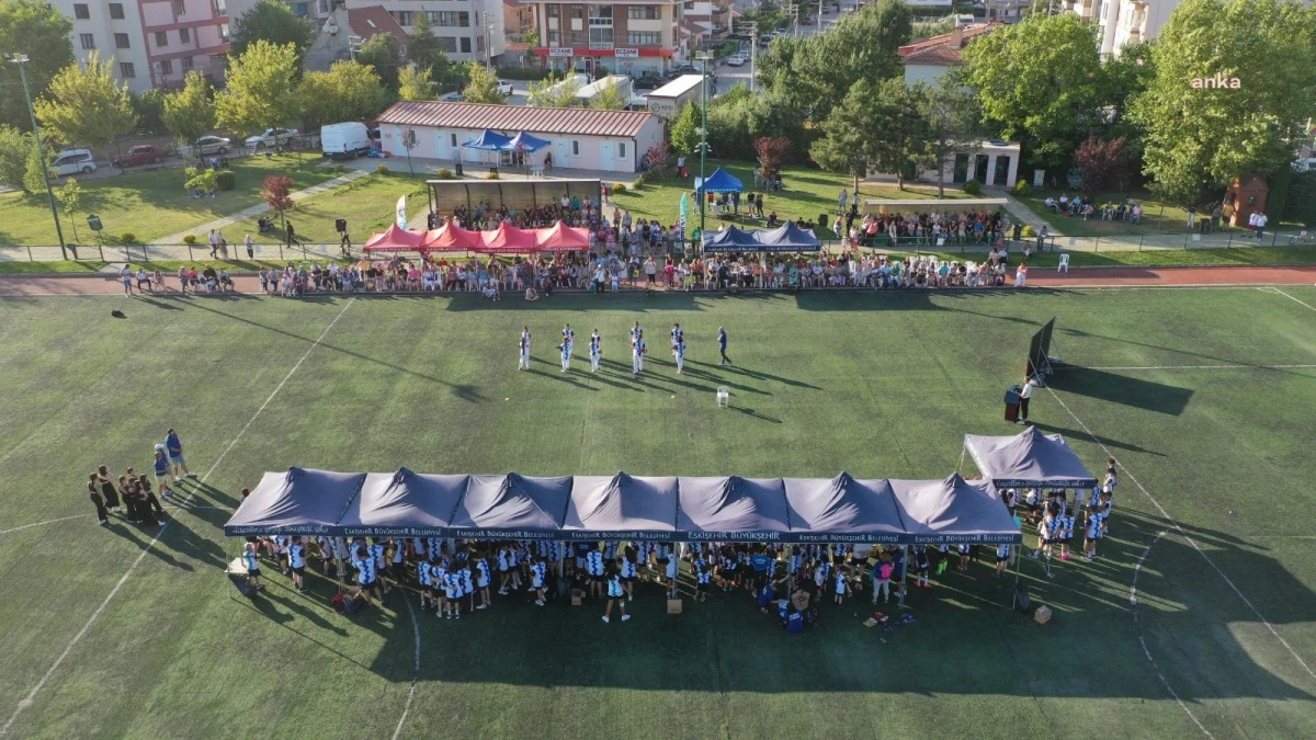Eskişehir Büyükşehir Belediyesi Yaz Spor Okulları Sezonu Tamamladı