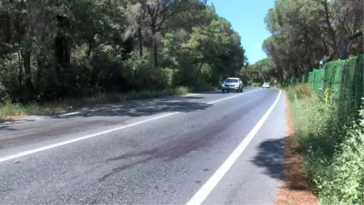 Sarıyer\'de Motosikletteki 2 Kişiye Silahlı Saldırı: 2 Ölü