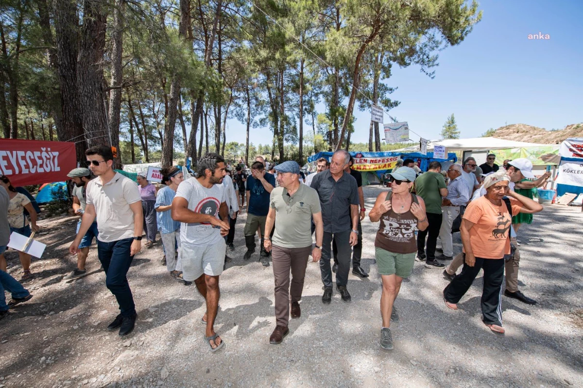 İzmir Büyükşehir Belediye Başkanı Tunç Soyer, Akbelen Ormanı\'ndaki Direnişçilerle Buluştu