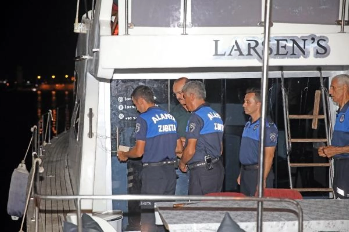 Alanya\'da Tur Tekneleri Saldırı Sonrası Ticaretten Men Edildi
