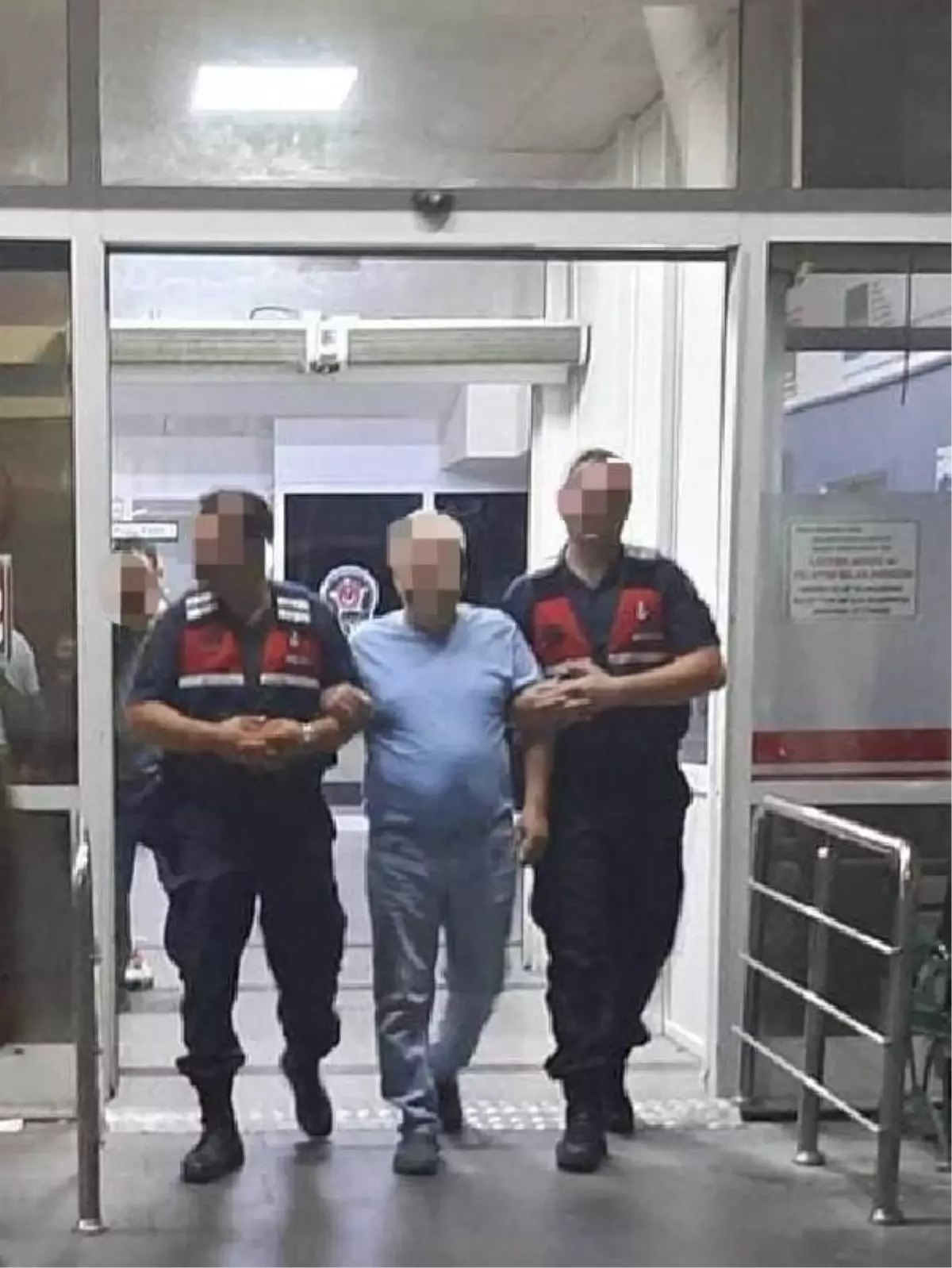 FETÖ Ege Bölgesi Üst Düzey Yöneticisi Tutuklandı