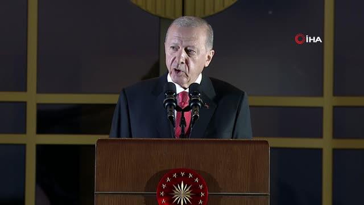 Cumhurbaşkanı Erdoğan: Bin yıllık tarihimiz boyunca edindiğimiz hiçbir kazanım kolay elde edilmedi