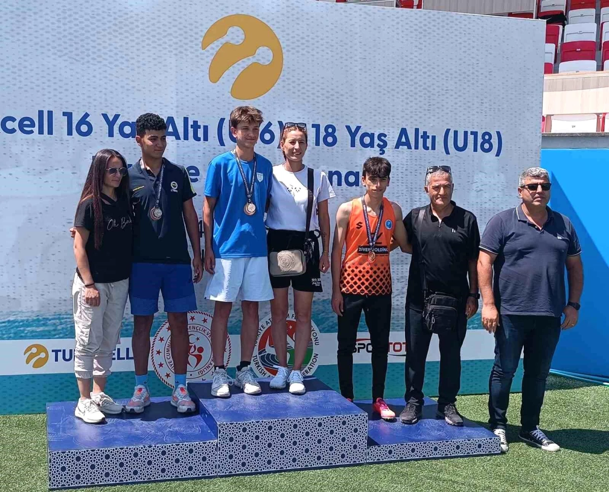 Elazığlı sporcu Muhammed Akdağ Türkiye Atletizm Şampiyonası\'nda üçüncü oldu