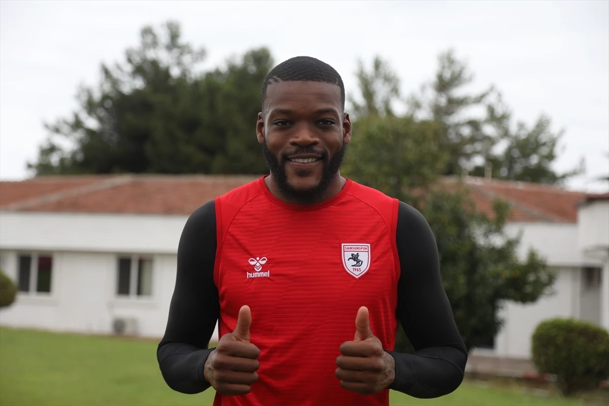 Yılport Samsunspor\'un yeni transferi Olivier Ntcham, taklalarını Samsunspor\'da da sürdürmek istiyor