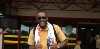 Samsunspor'un transfer ettiği Ntcham, Samsun'a geldi