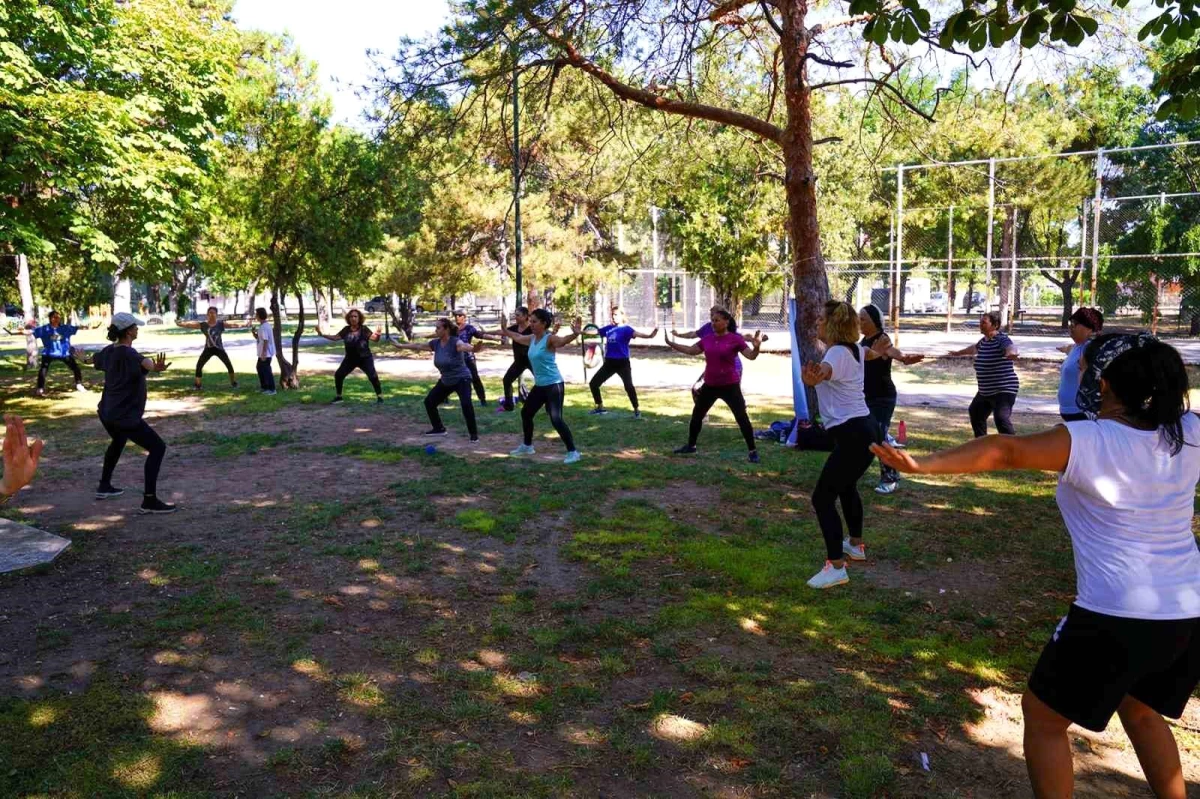 Tepebaşı Belediyesi, Eskişehirlileri açık havada sporla buluşturuyor
