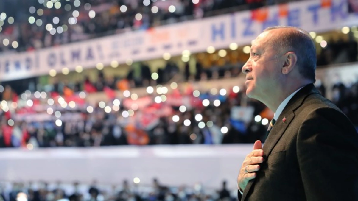 Erdoğan yeni A takımını belirlemek için düğmeye bastı! AK Parti\'de olağanüstü kongre 7 Ekim\'de