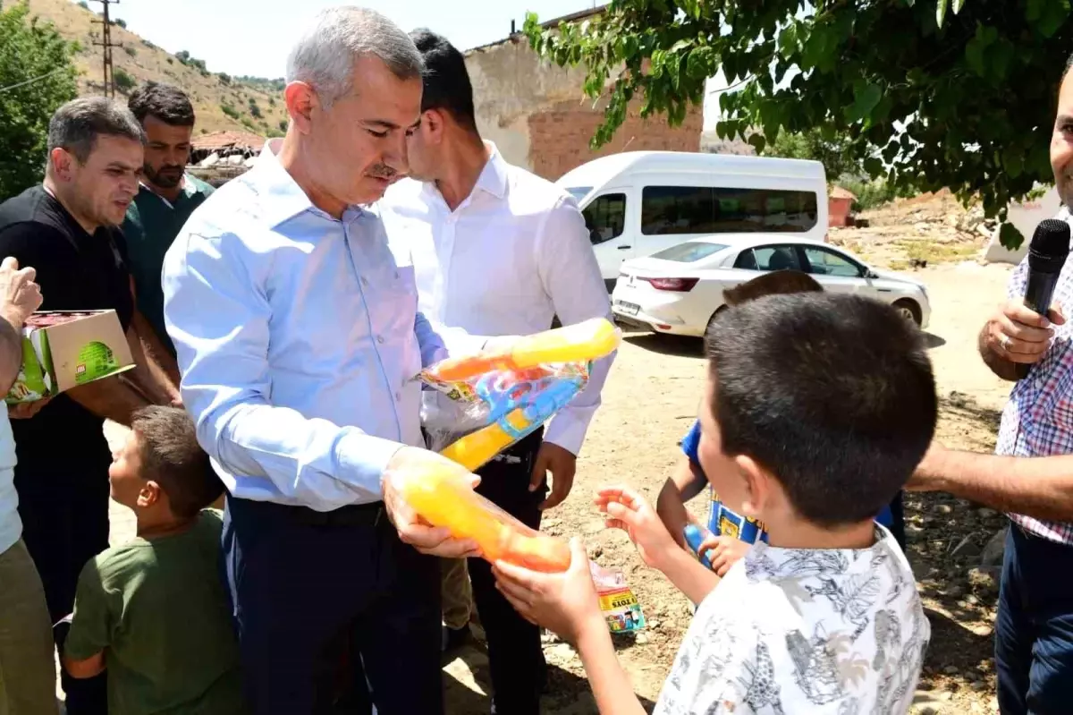 "İyilik Makası" projesi depremzede çocuklara umut aşılıyor