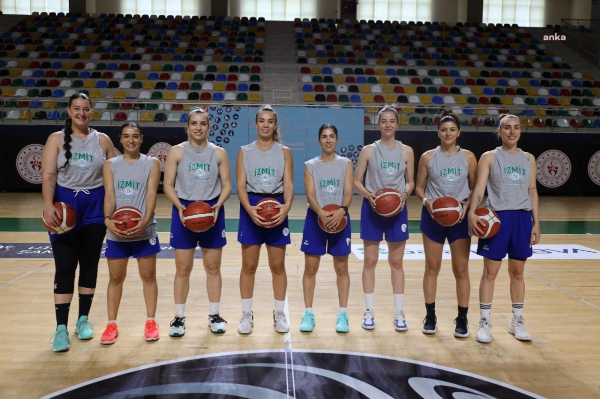 İzmit Belediyespor Kadın Basketbol Takımı Yeni Sezon Antrenmanlarına Başladı