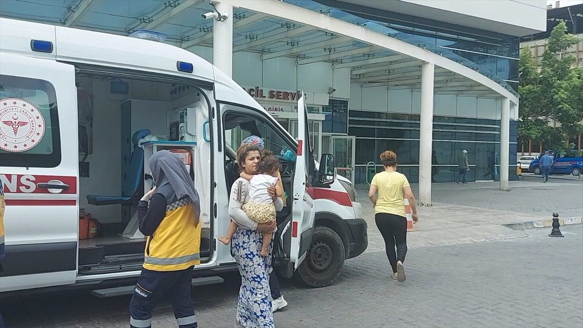Karabük\'te pencereden düşen 2,5 yaşındaki çocuk tedavi altına alındı