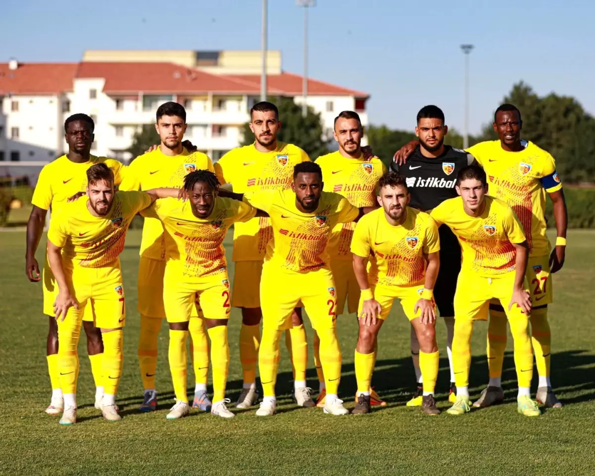 Kayserispor Süper Lig\'e 6 galibiyetle başladı